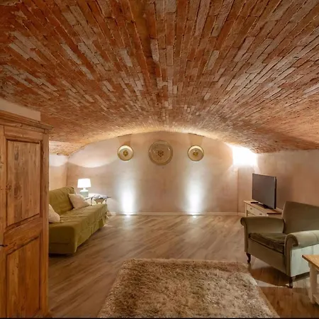 Gemuetliche Le Volte Appartement